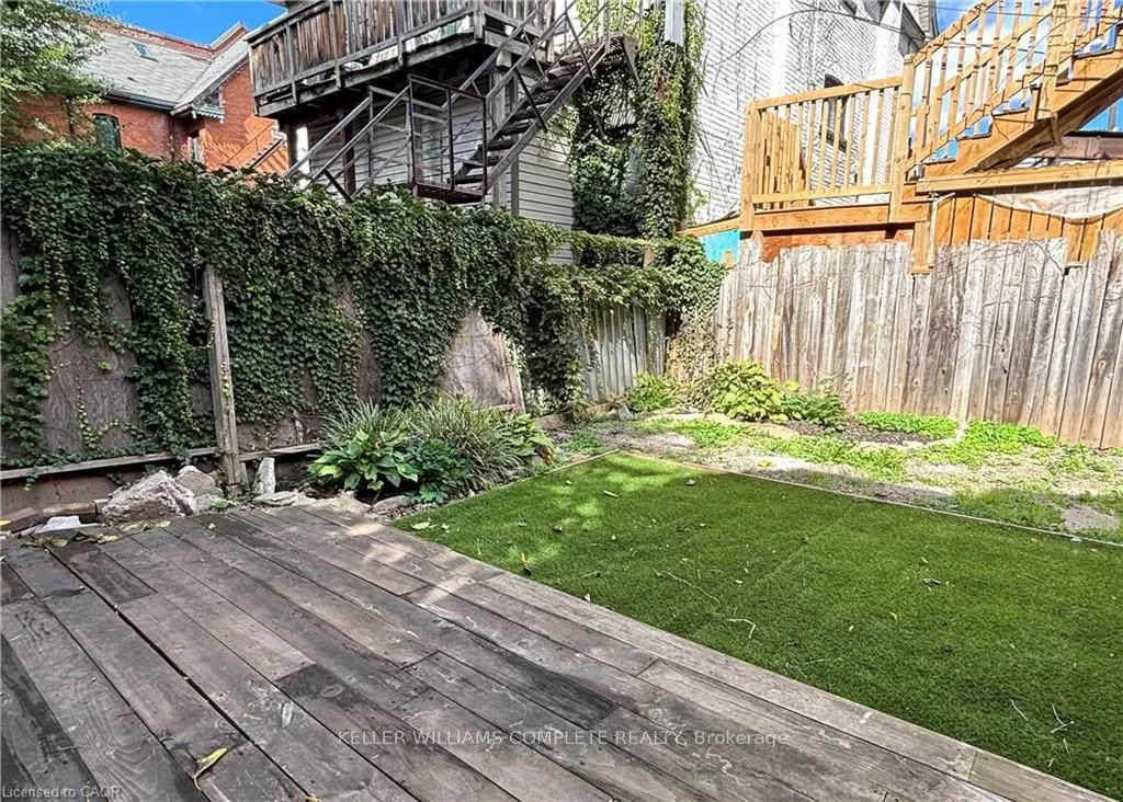 76 S Wentworth Street S — photo 42