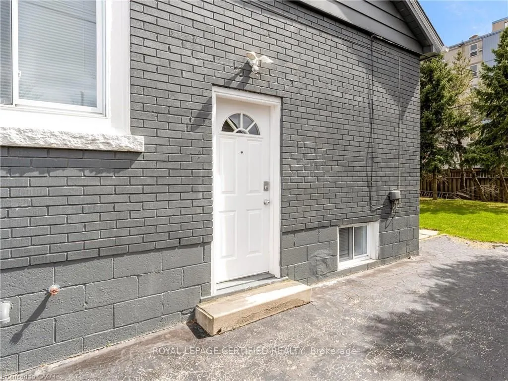 54 Duncombe Drive — photo 39