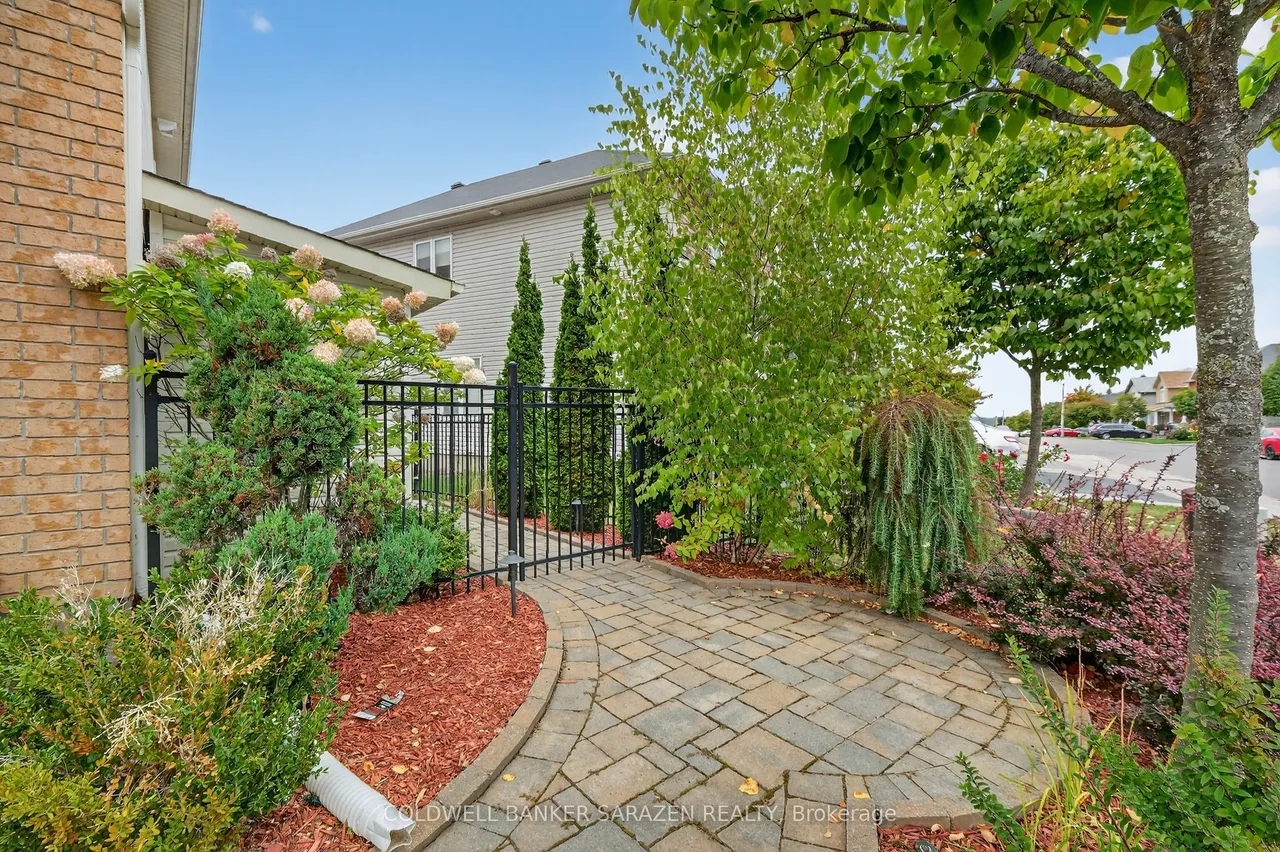 372 Antigonish Avenue — photo 2