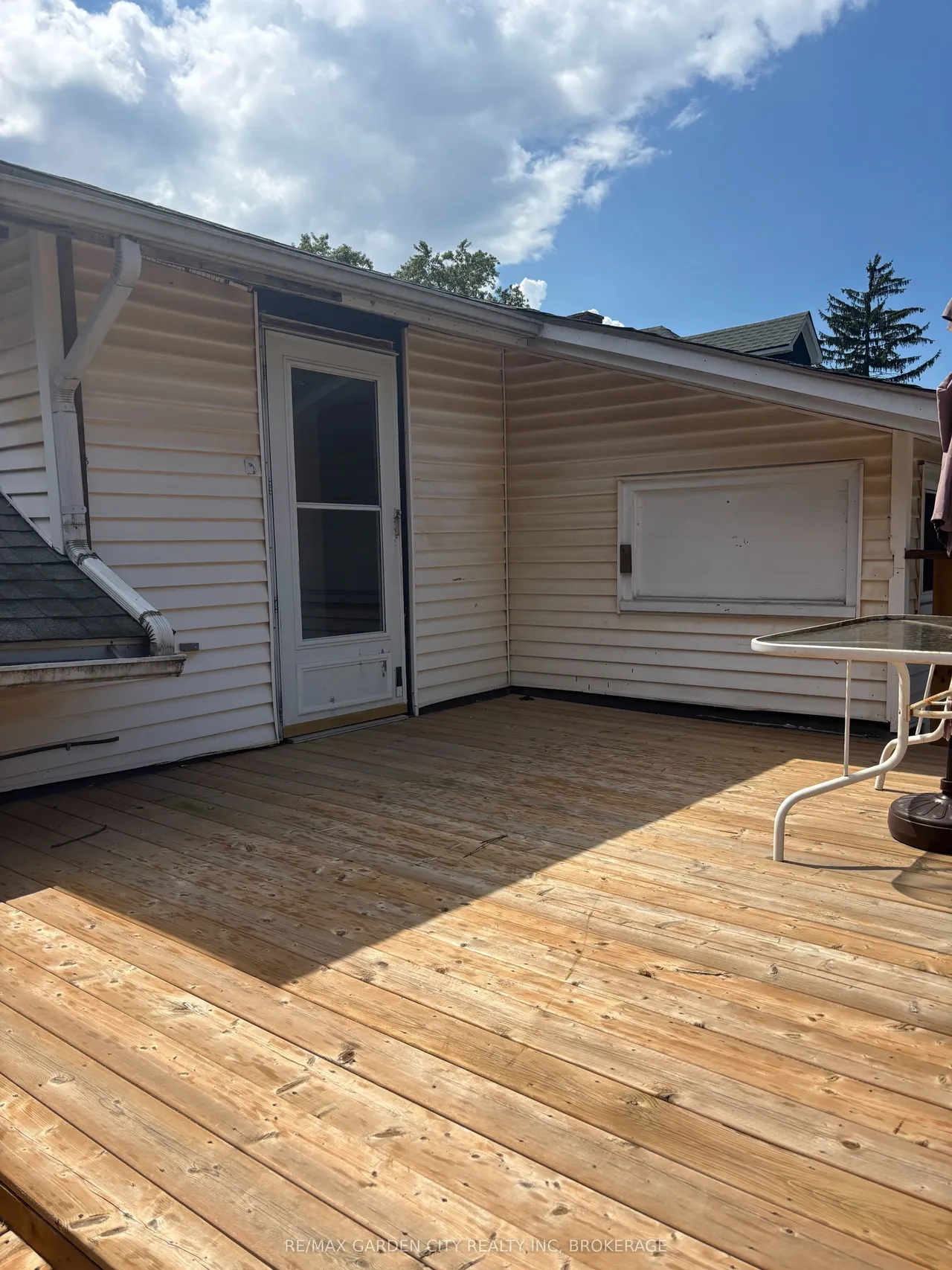 6165 BARKER Street — photo 2
