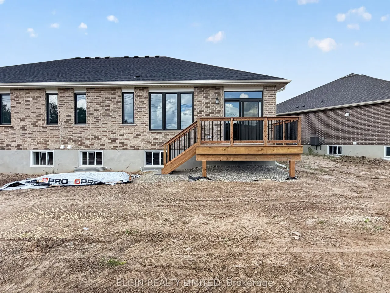 6 Thomas Court — photo 31
