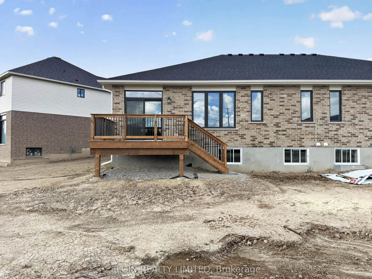 8 Thomas Court — photo 31