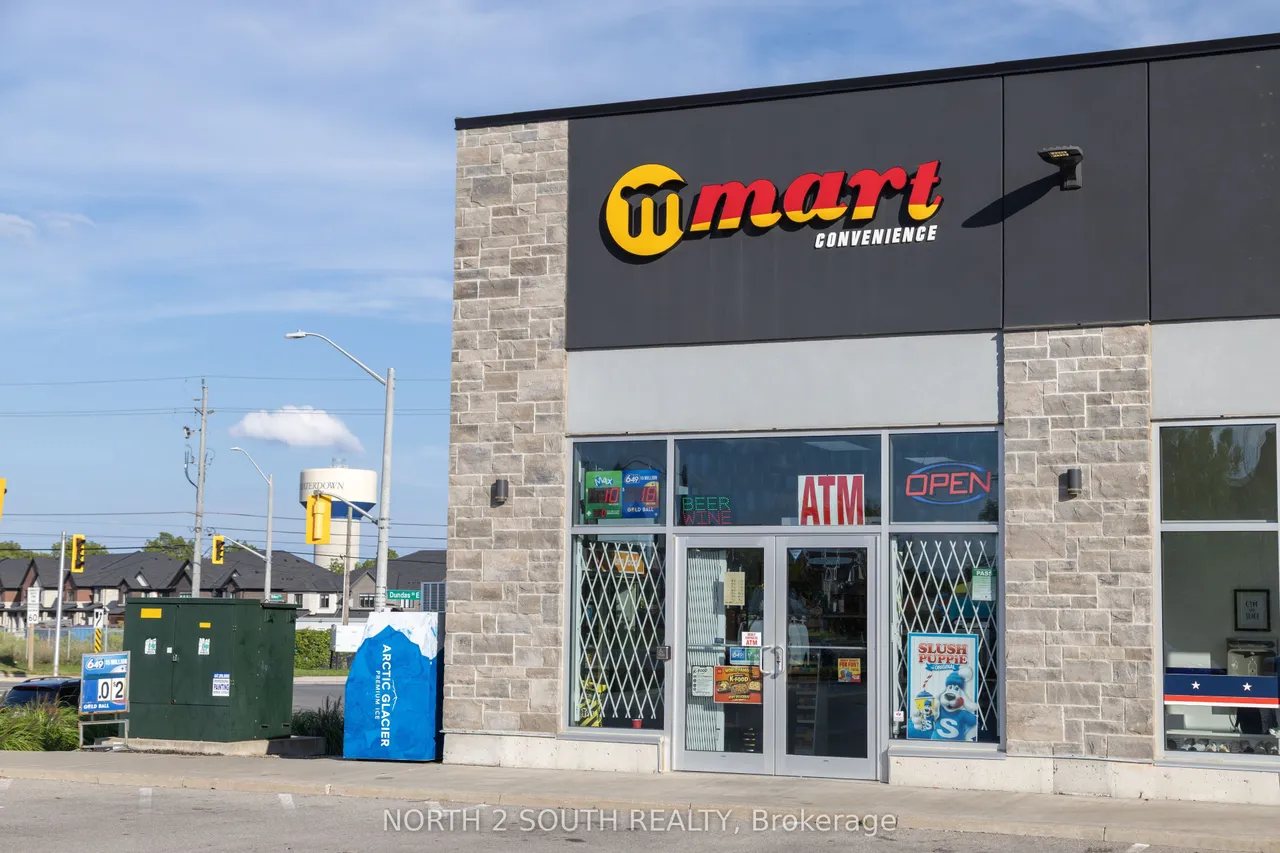 477 Dundas Street E — photo 2