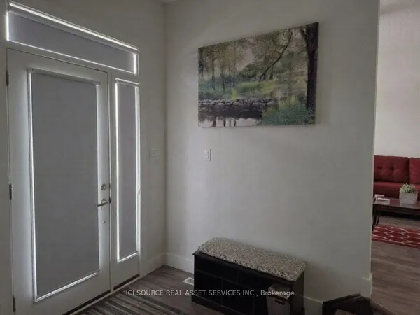 20 Helen Court — photo 2