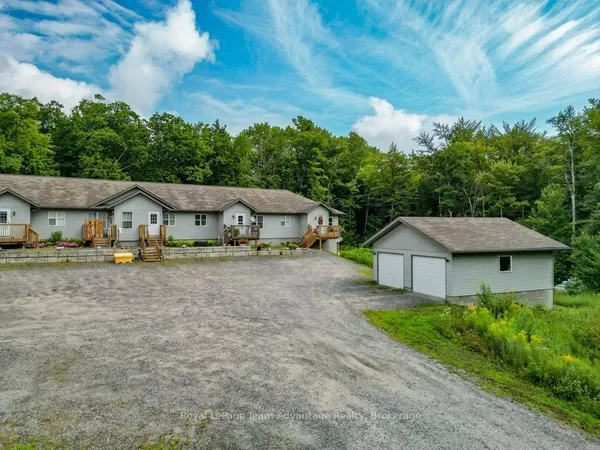 45 Seguin Place