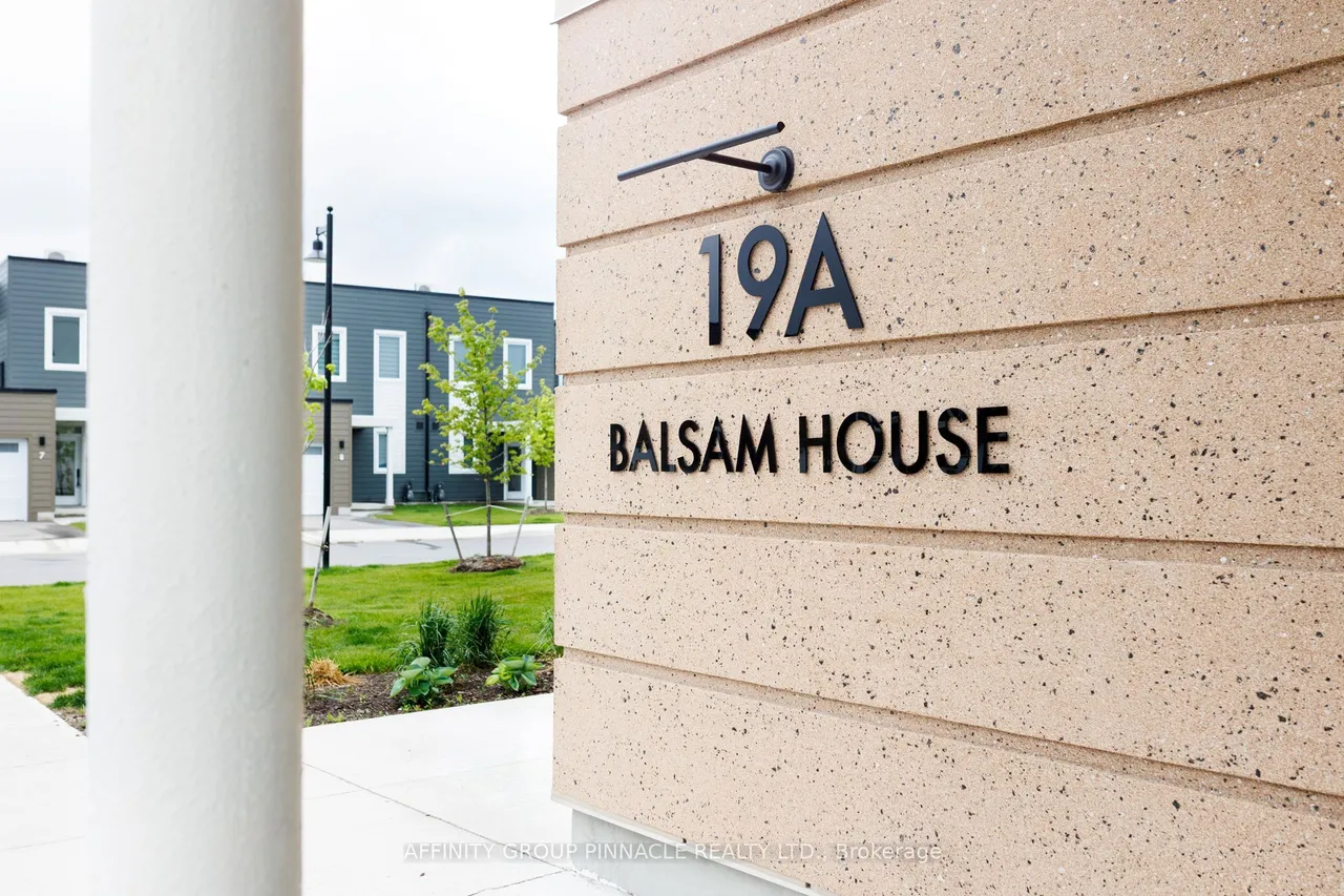 19 A West Street N — photo 3