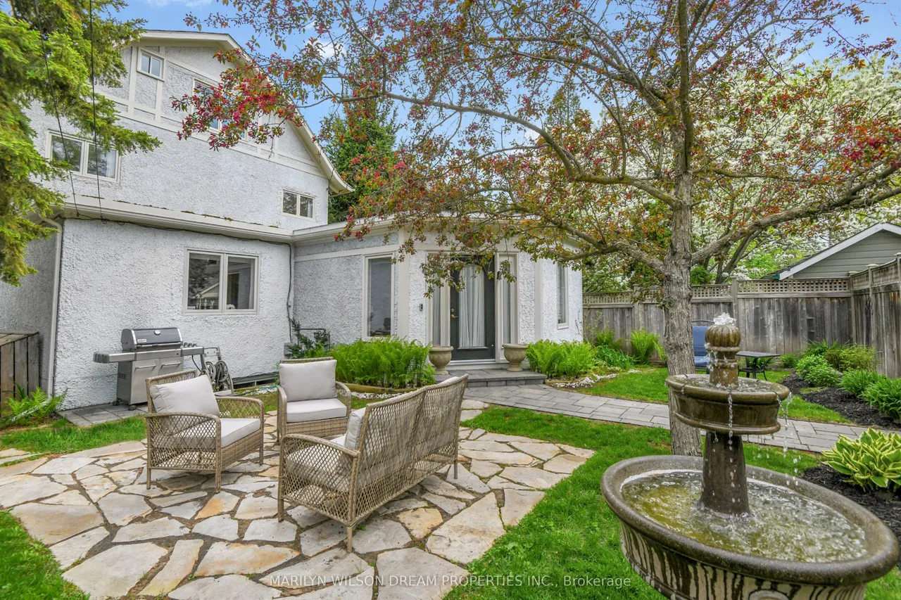 598 Queen Elizabeth Drive — photo 29