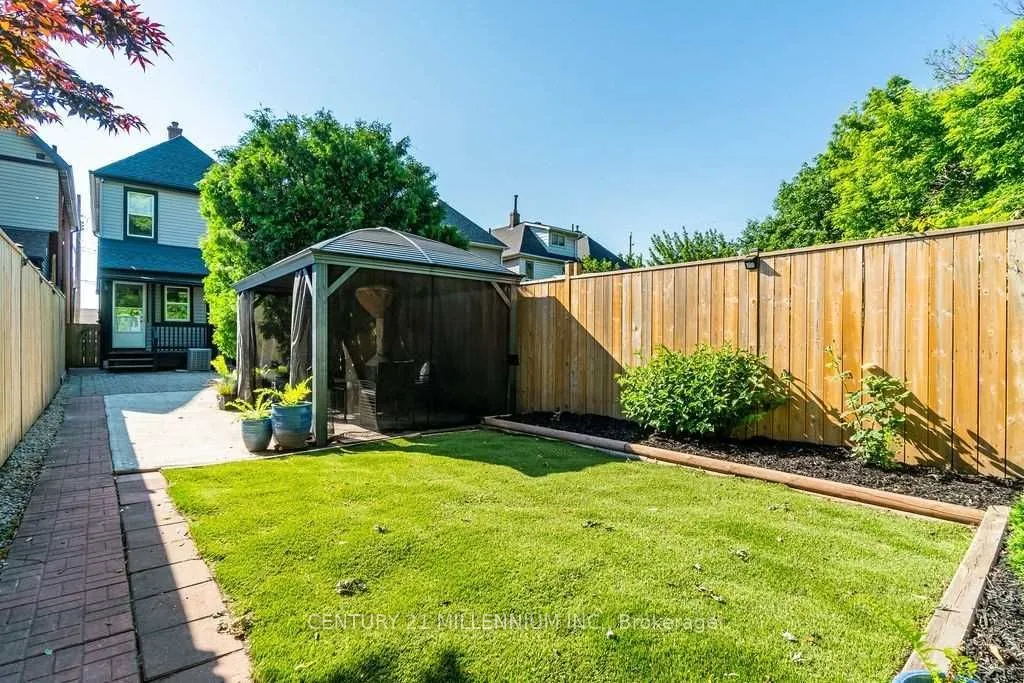 20 Dickson Avenue — photo 28