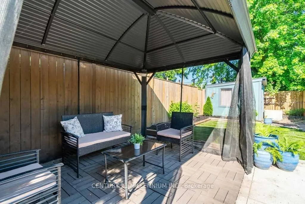 20 Dickson Avenue — photo 27