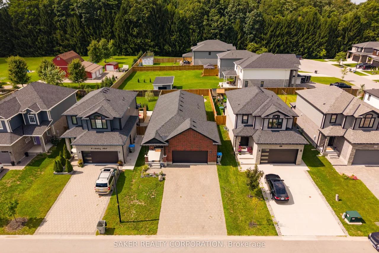 7 Armstrong Street — photo 3