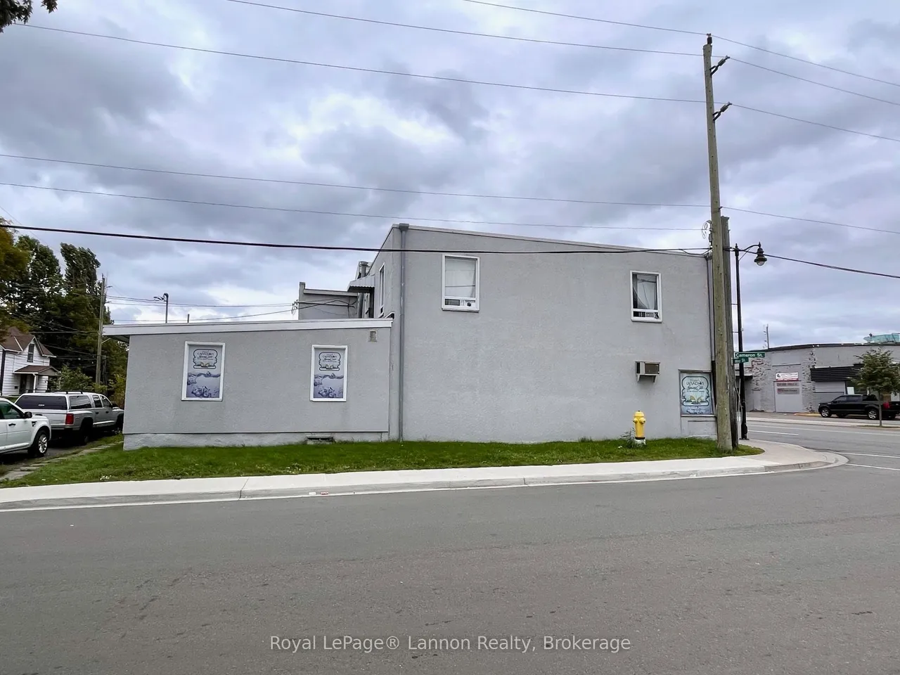 320/322 May Street — photo 2