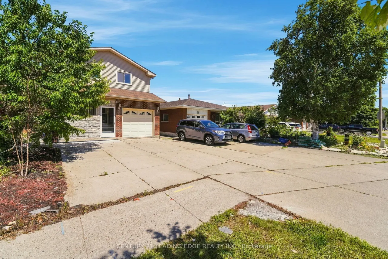 749 Stone Church Road E — photo 2
