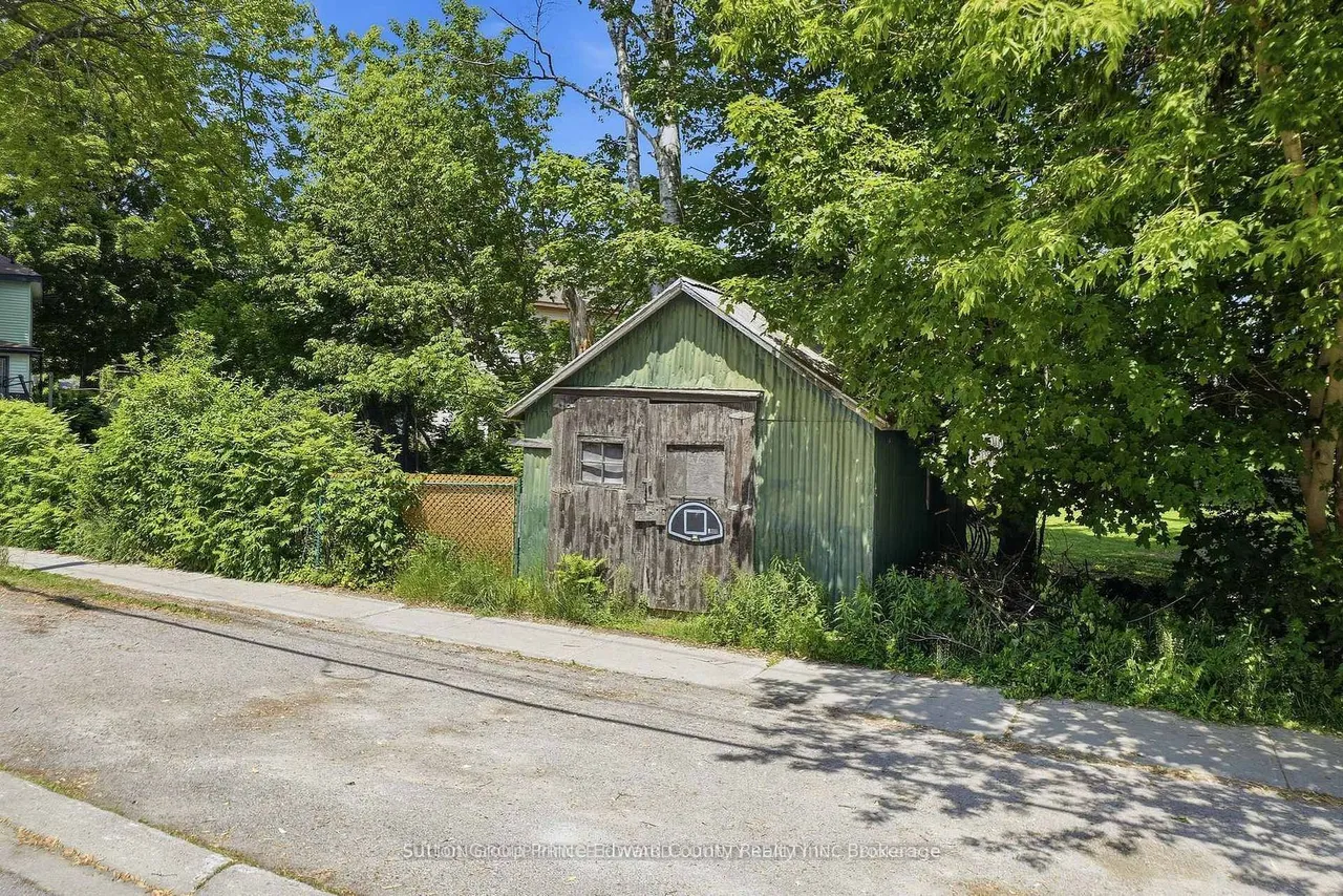2 Queen Street — photo 45