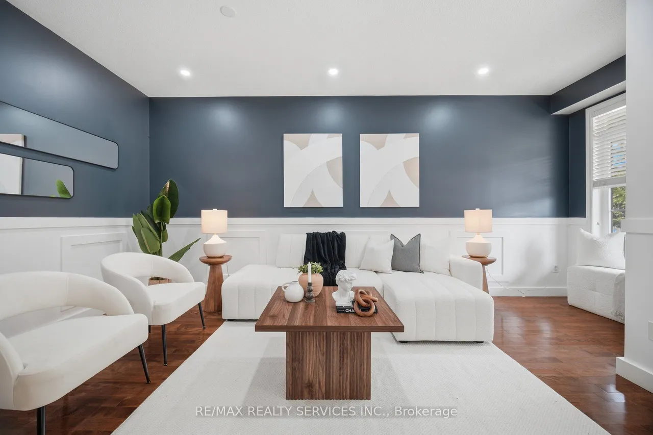 5 Westhampton Way — photo 3