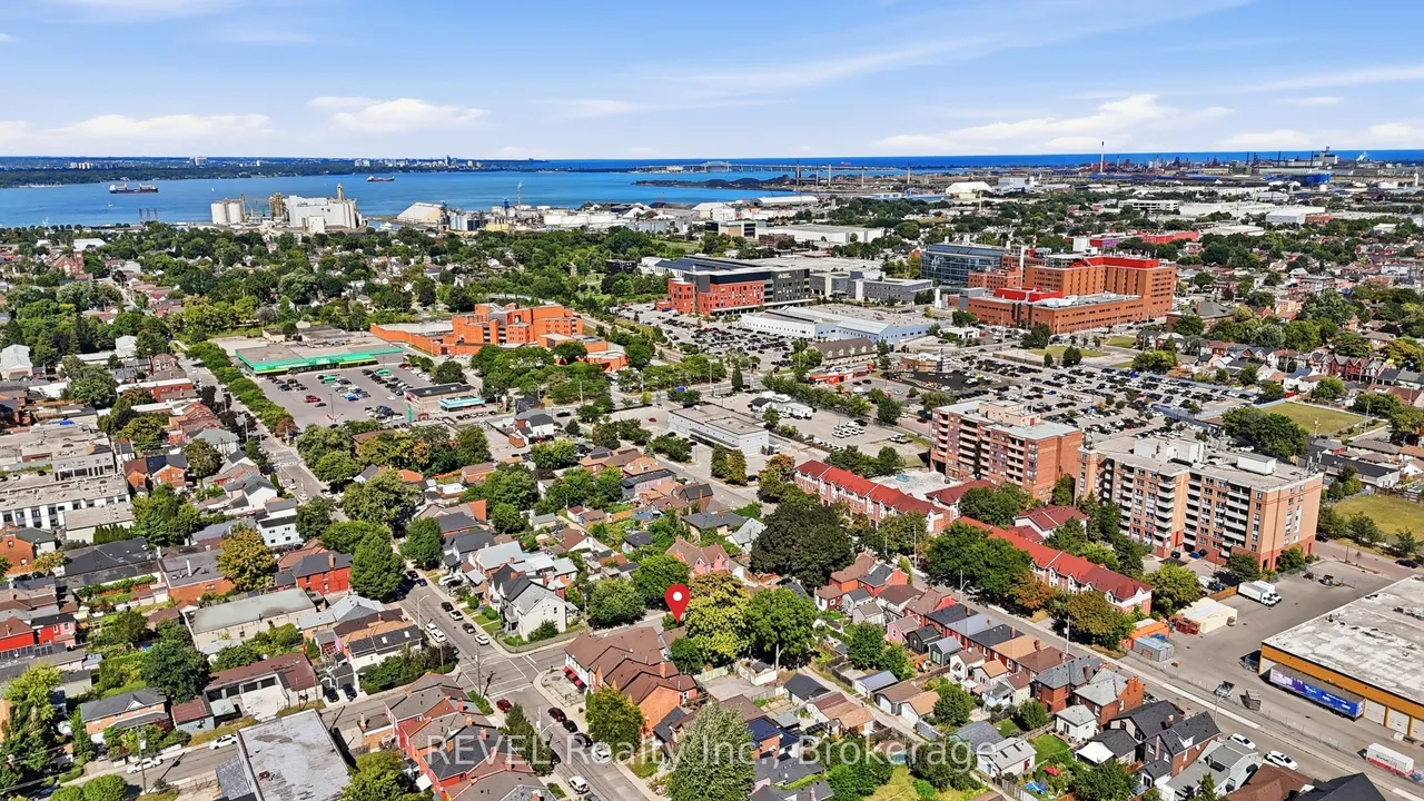 128 Robert Street — photo 34