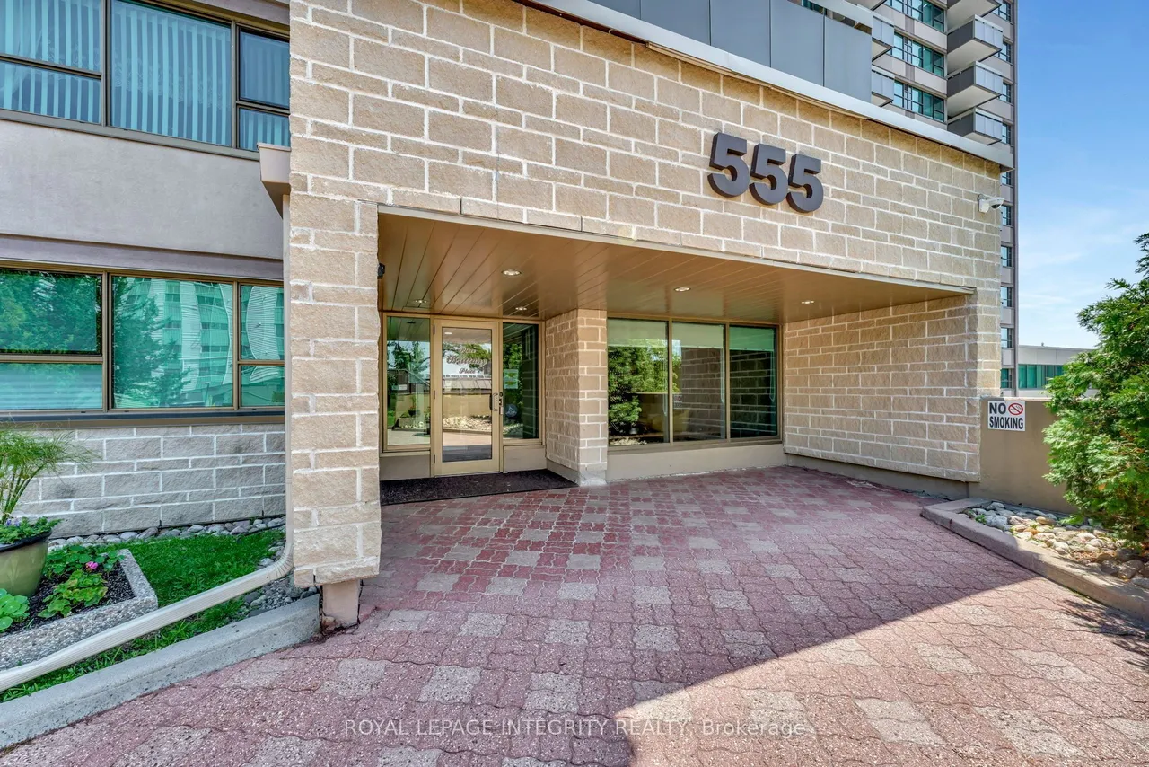 555 Brittany Drive — photo 2