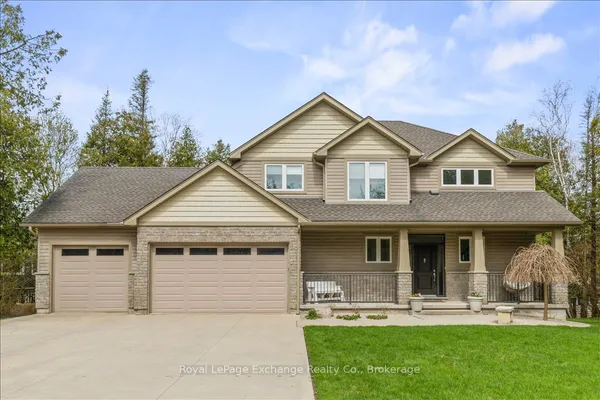 14 Kuehner Street — photo 2