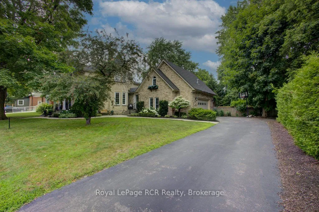 116 Walton Street — photo 2