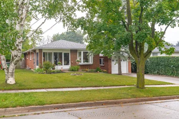 5 Glenbrook Drive