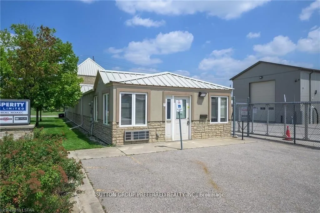 782 INDUSTRIAL Road — photo 3