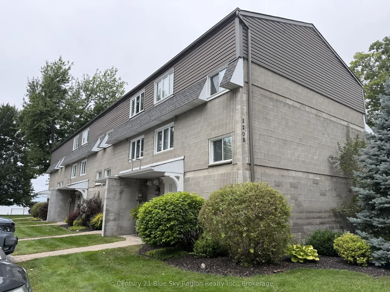 1205 PREMIER Road, Unit 14 — photo 2