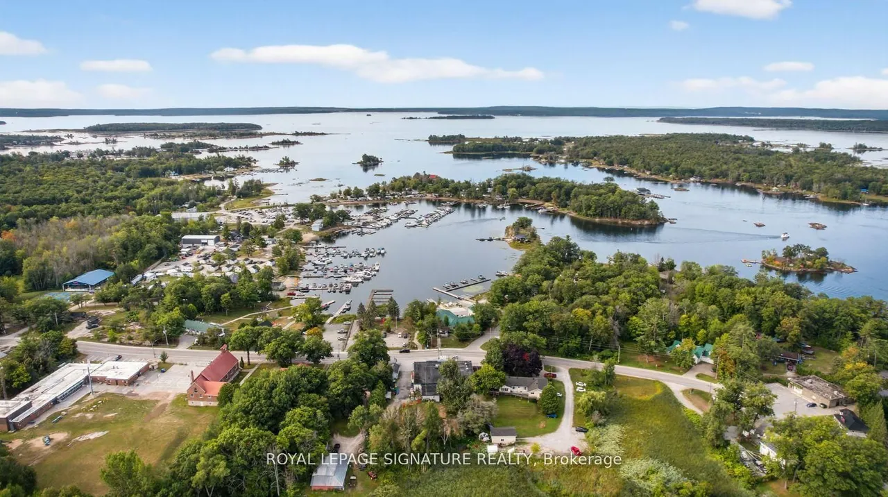 2604 Honey Harbour Road — photo 16