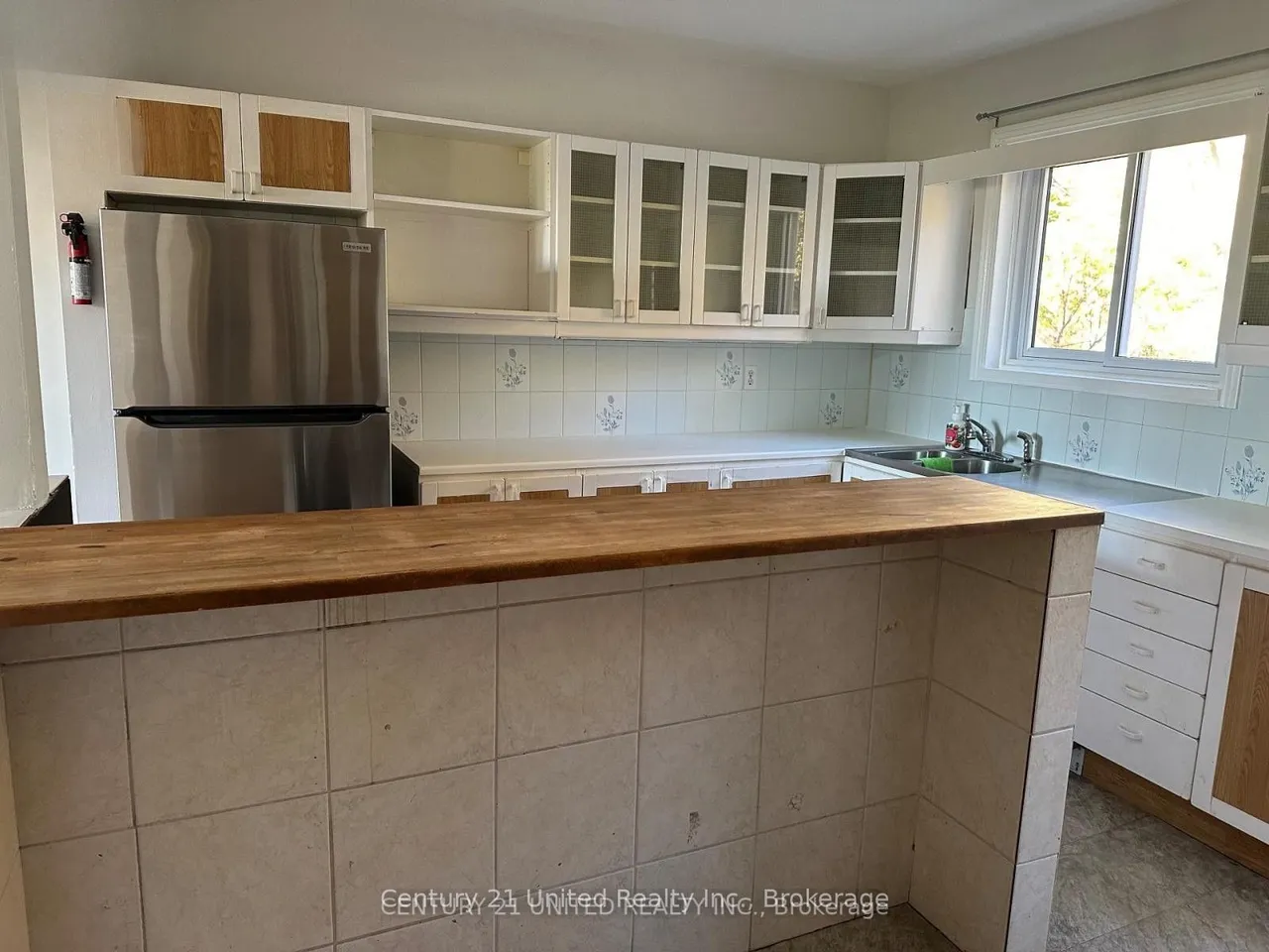 140 Maria Street — photo 3
