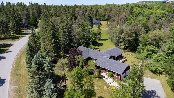32 Forest Drive — photo 2