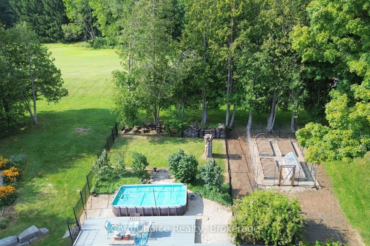 843 Governors Road — photo 50