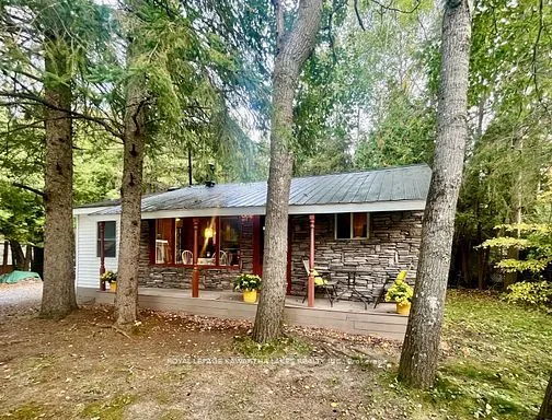 81 McGuire Beach Road — photo 2