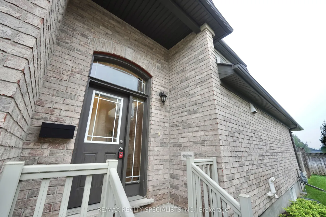 92 ABERDEEN Street — photo 44