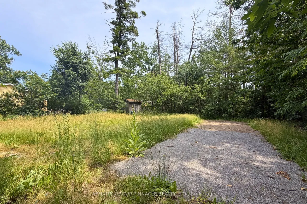 2 Oakwood Drive — photo 3