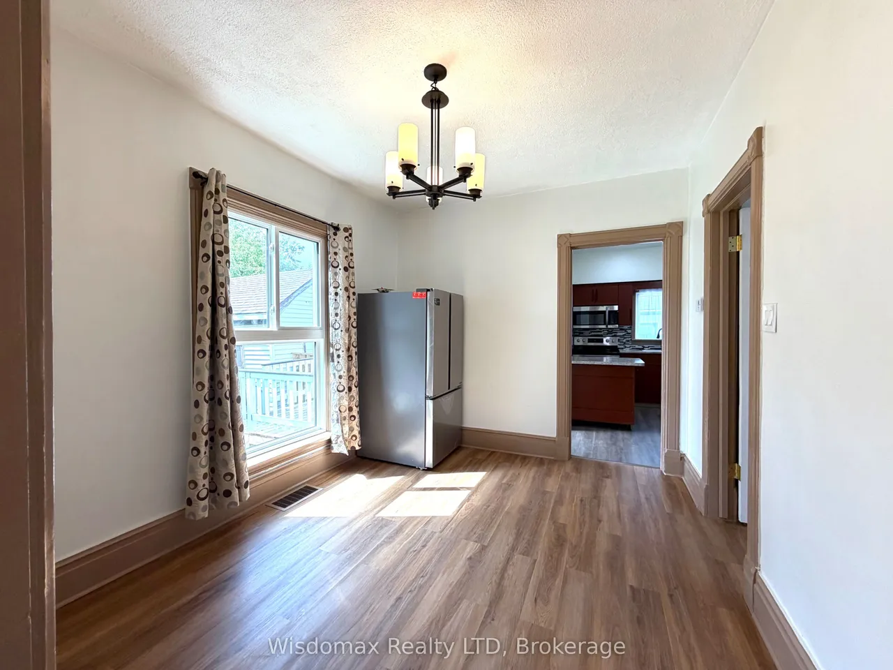 4731 SAINT LAWRENCE Avenue — photo 3