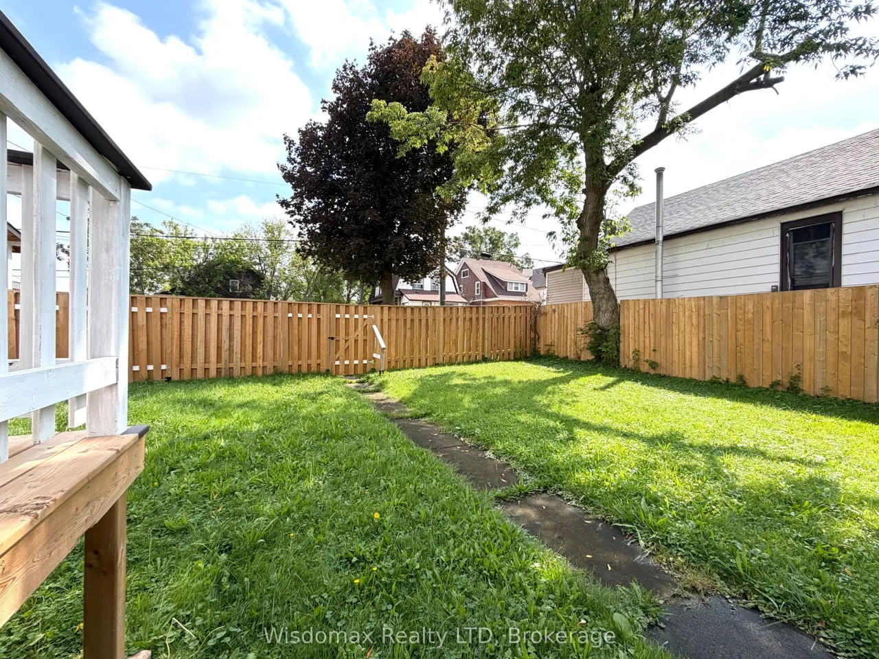 4731 SAINT LAWRENCE Avenue — photo 35