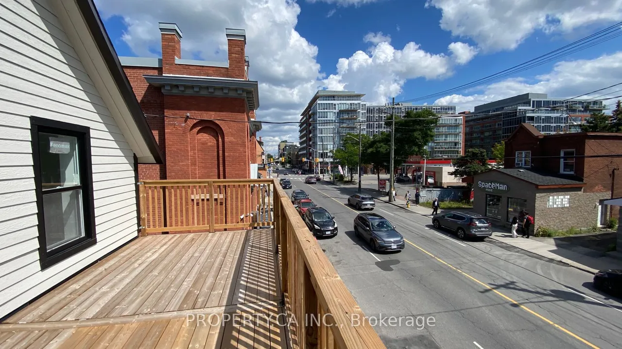 395 Gladstone Avenue — photo 16