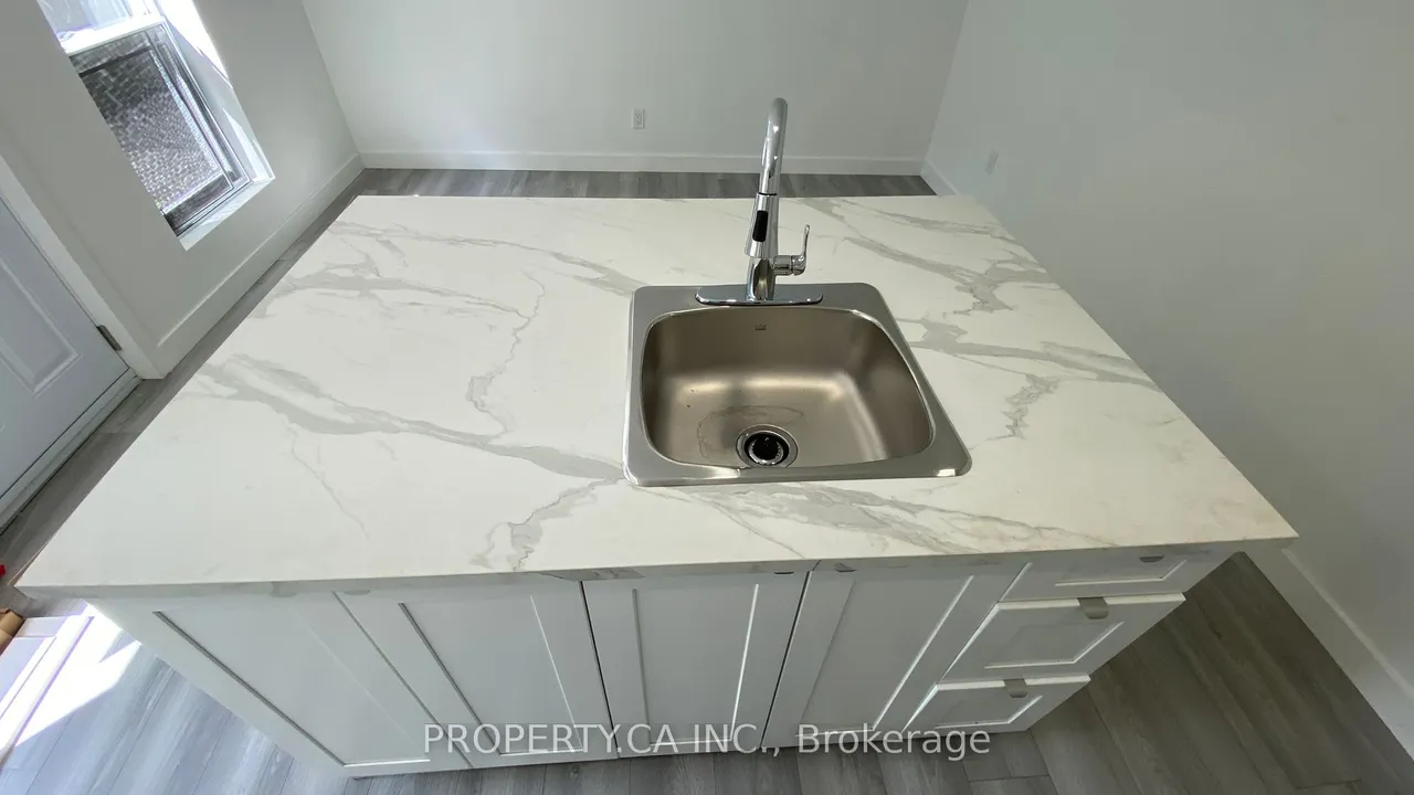 395 Gladstone Avenue — photo 14