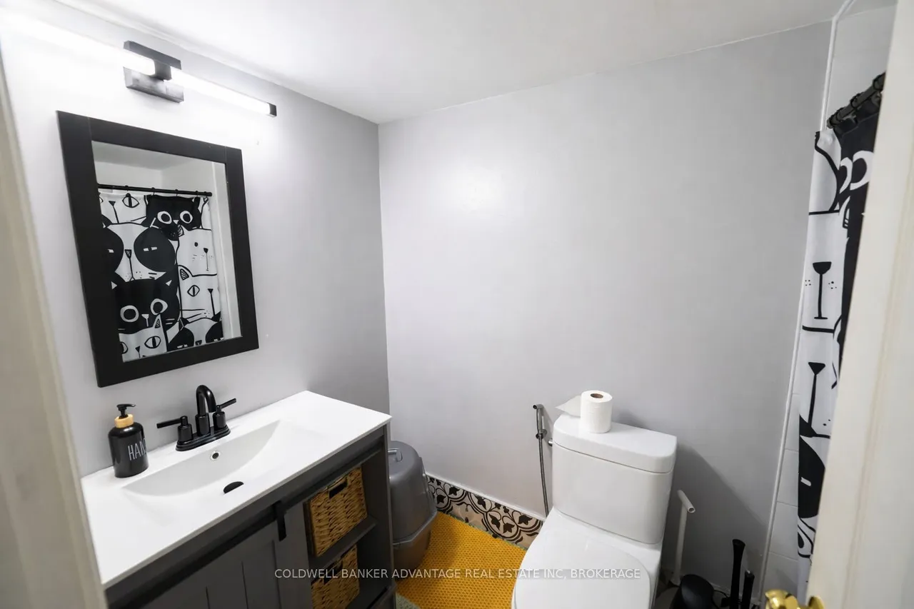 4692 CRYSLER Avenue — photo 12