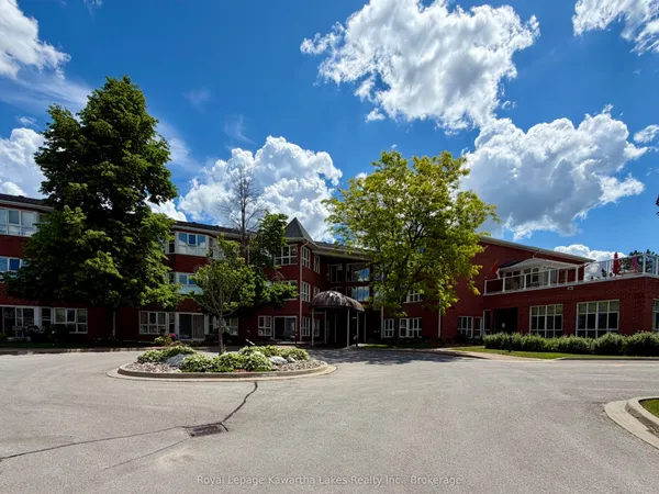 4 Heritage Way — photo 2