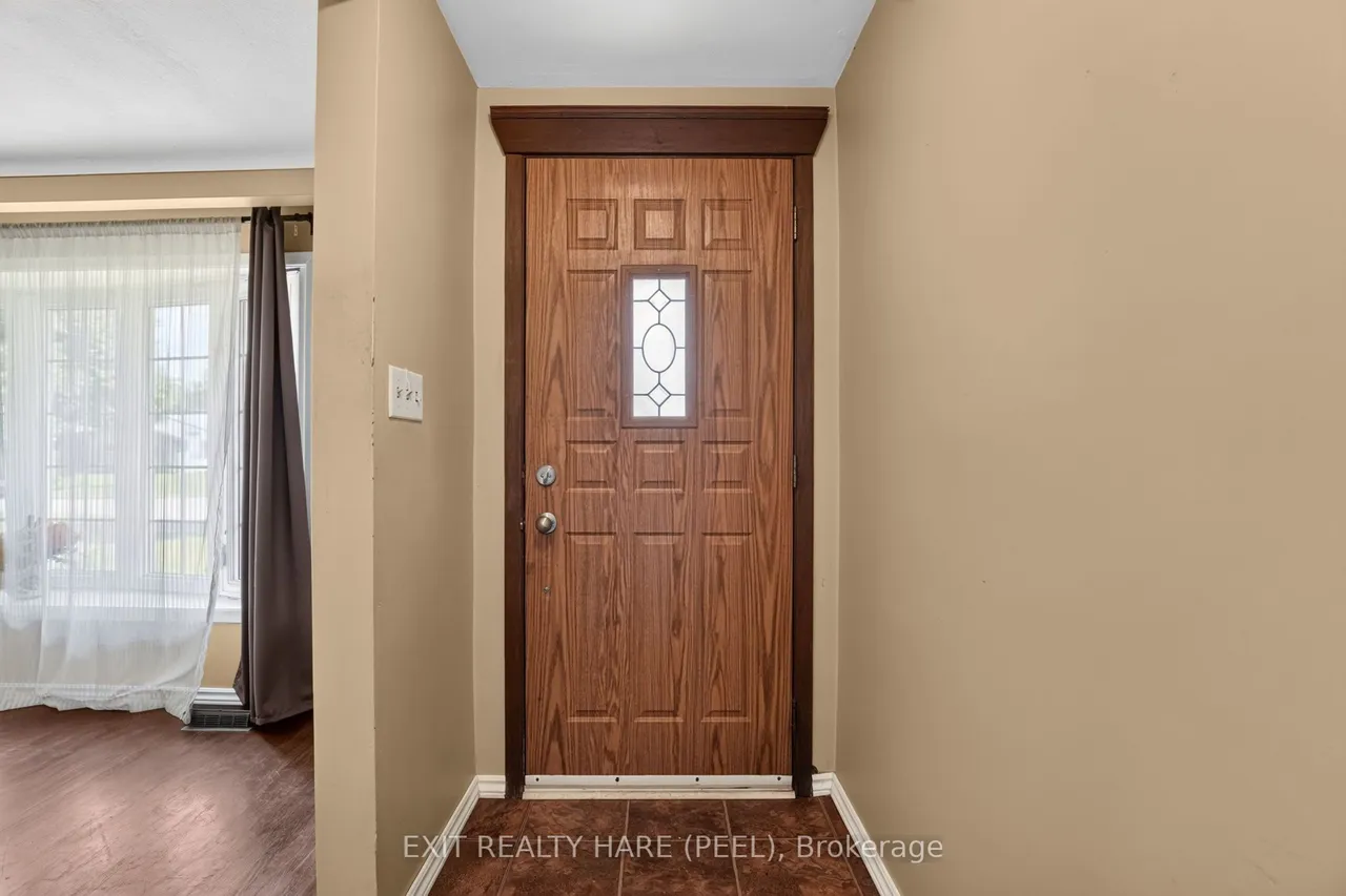 4541 Sussex Drive — photo 3