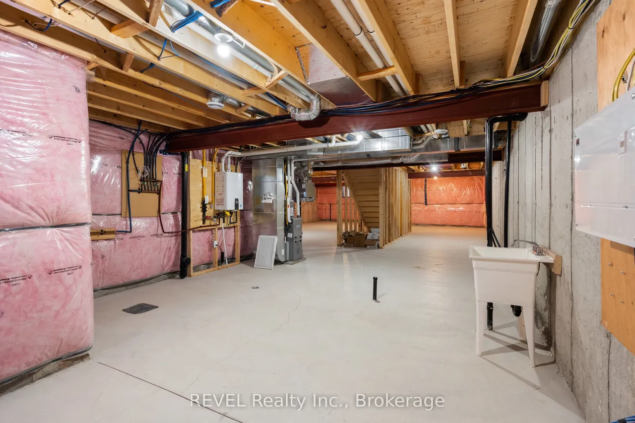 7138 Parsa St Niagara Falls Street — photo 32