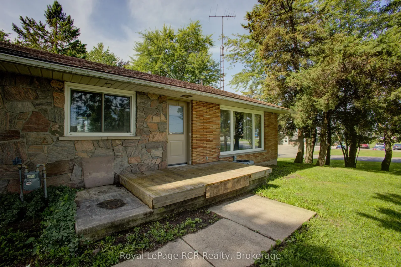 441 Smith Street — photo 3