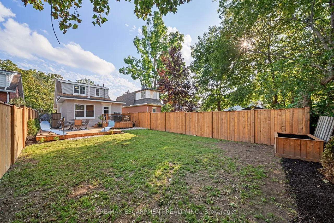 80 Sarah Street — photo 38