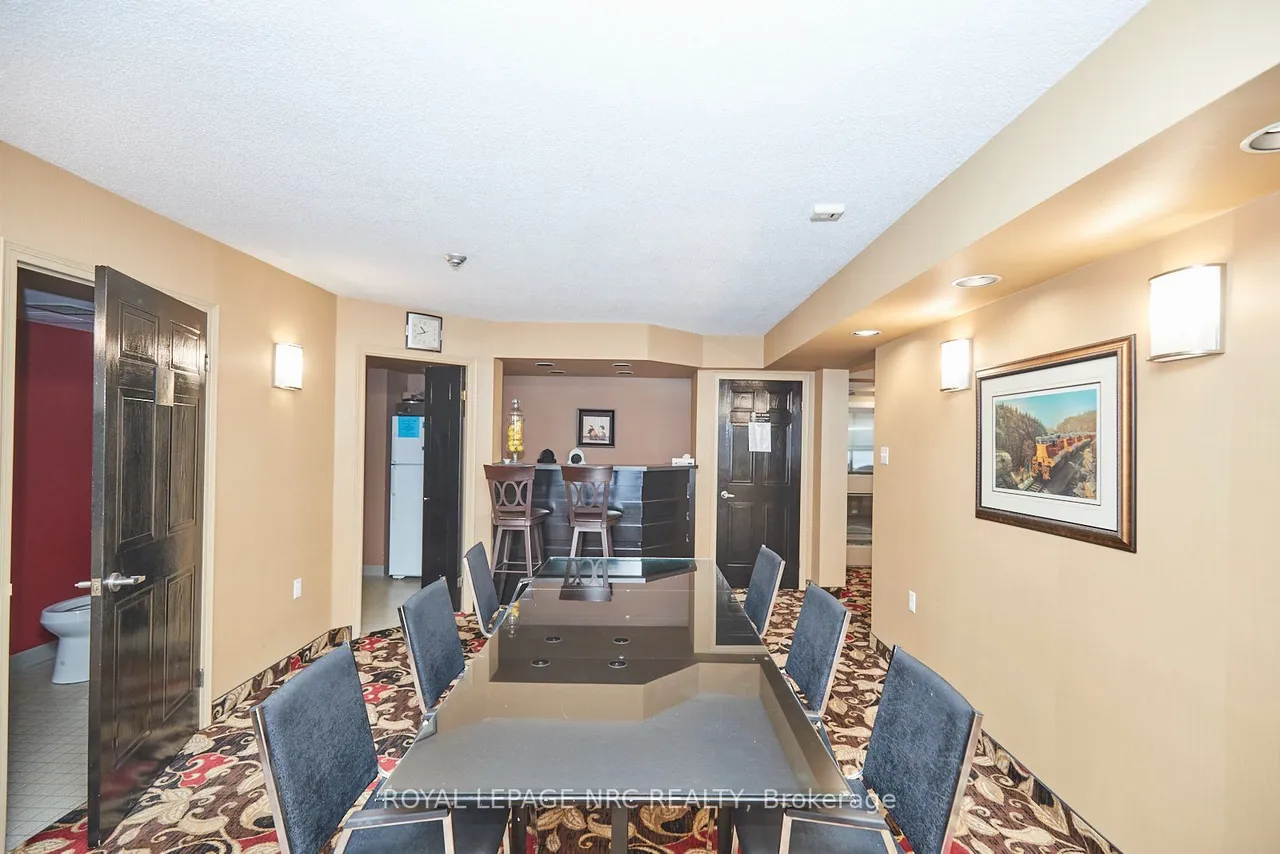 5100 DORCHESTER Road — photo 36