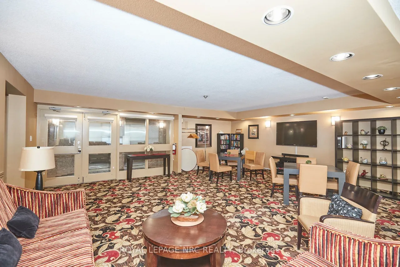5100 DORCHESTER Road — photo 37
