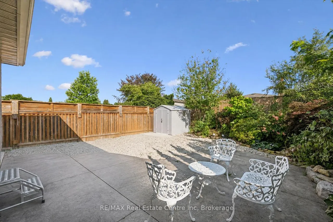 12 MCCARTNEY Road — photo 17