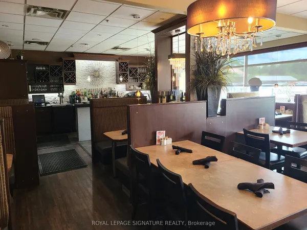 160 Kortight Road W — photo 2
