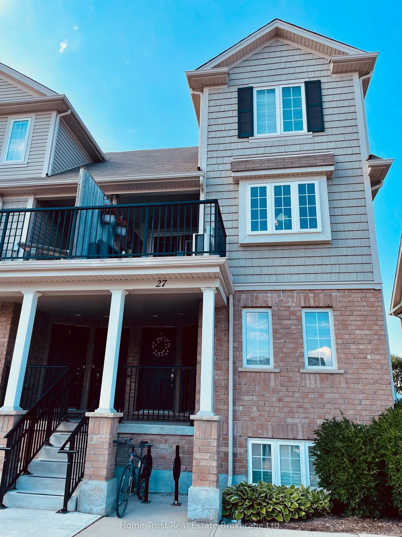 15 Carere Crescent — photo 2