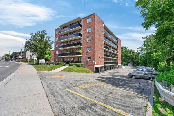 2373 King Street E, Unit 52