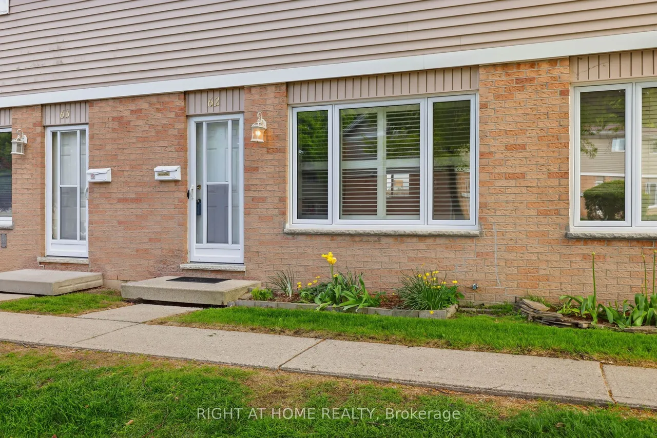 320 Westminster Avenue — photo 2
