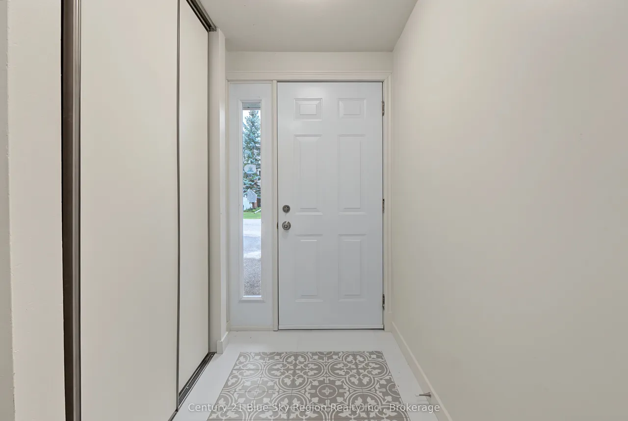 644 Lakeshore Drive, Unit 24 — photo 2